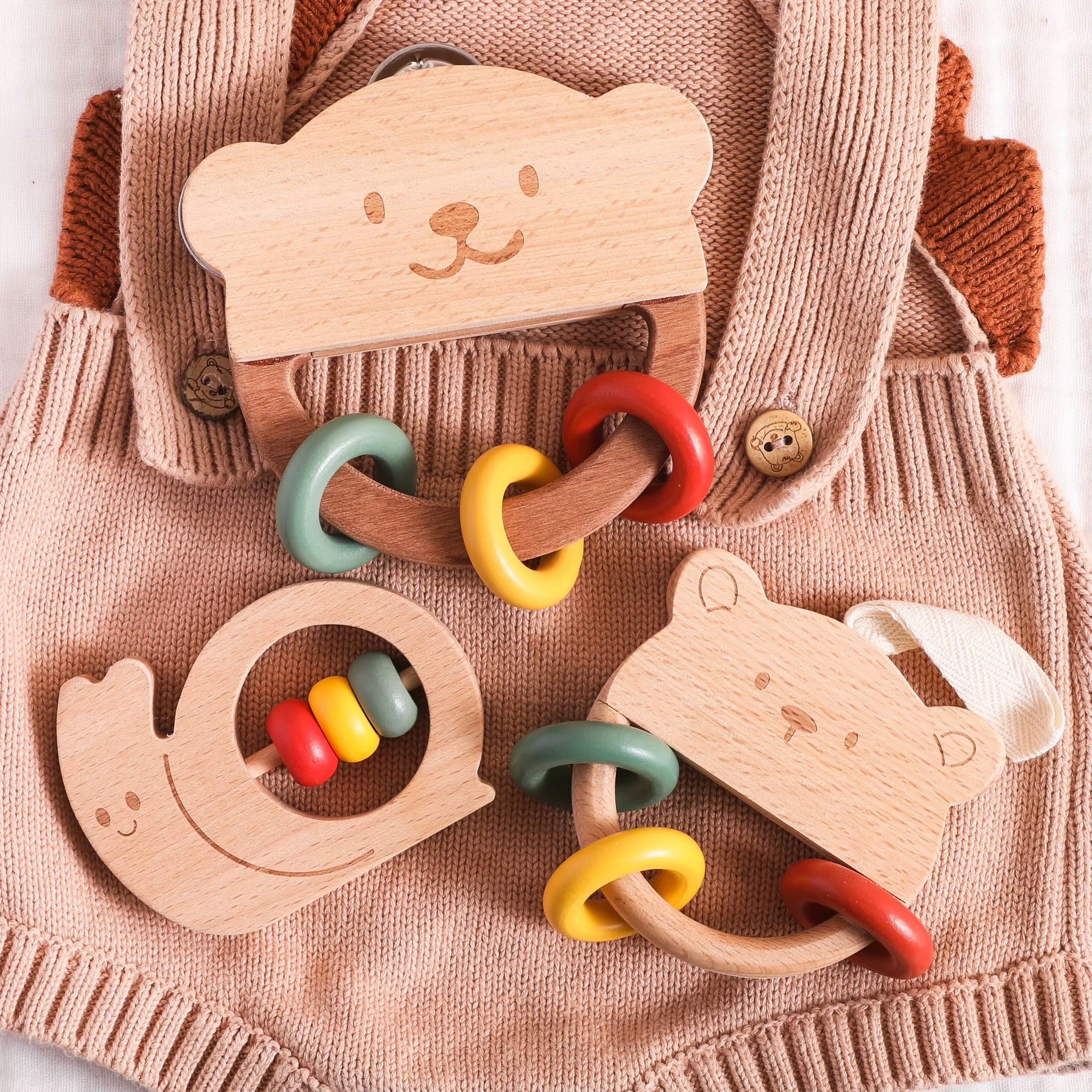 Baby Musikrassel aus Holz
