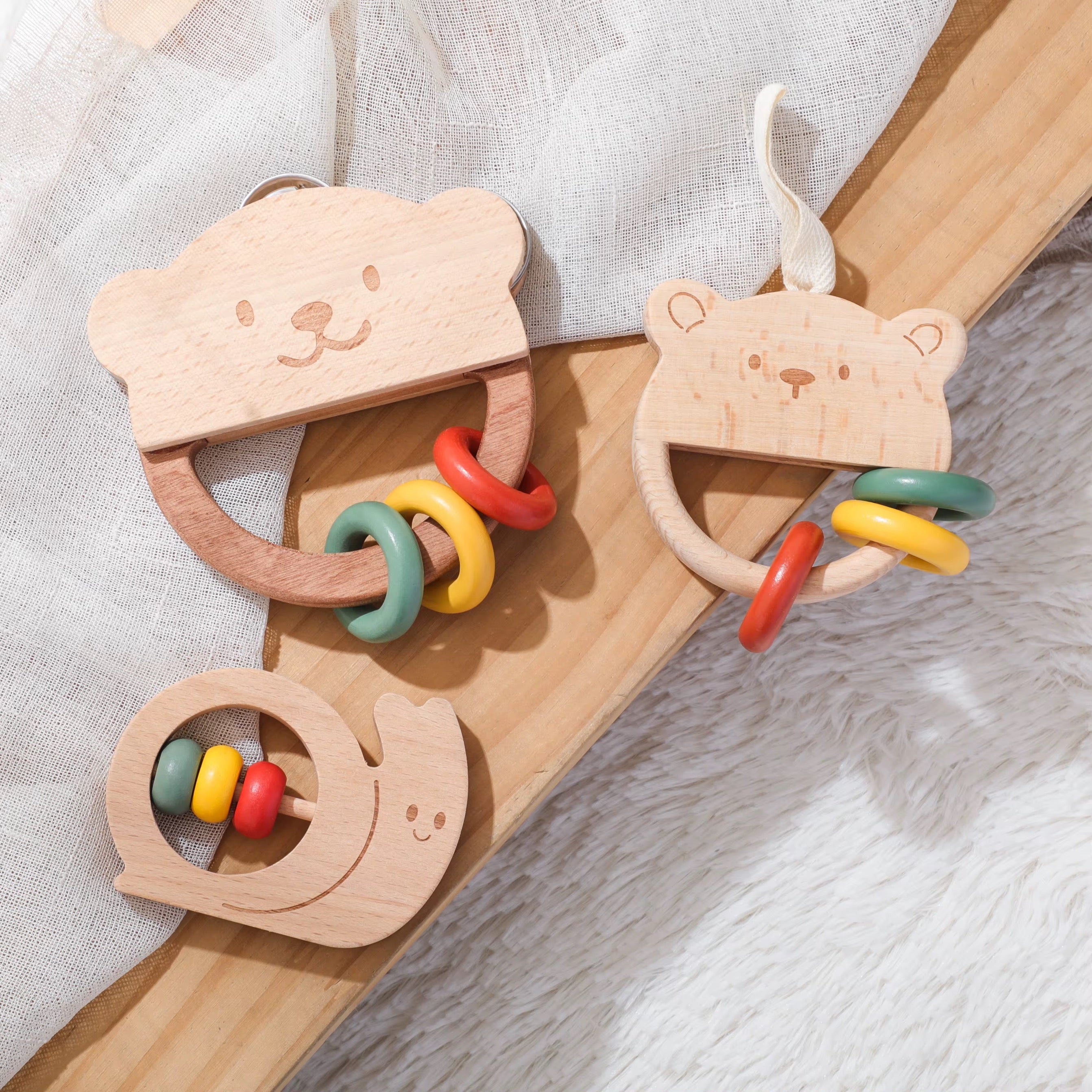 Baby Musikrassel aus Holz