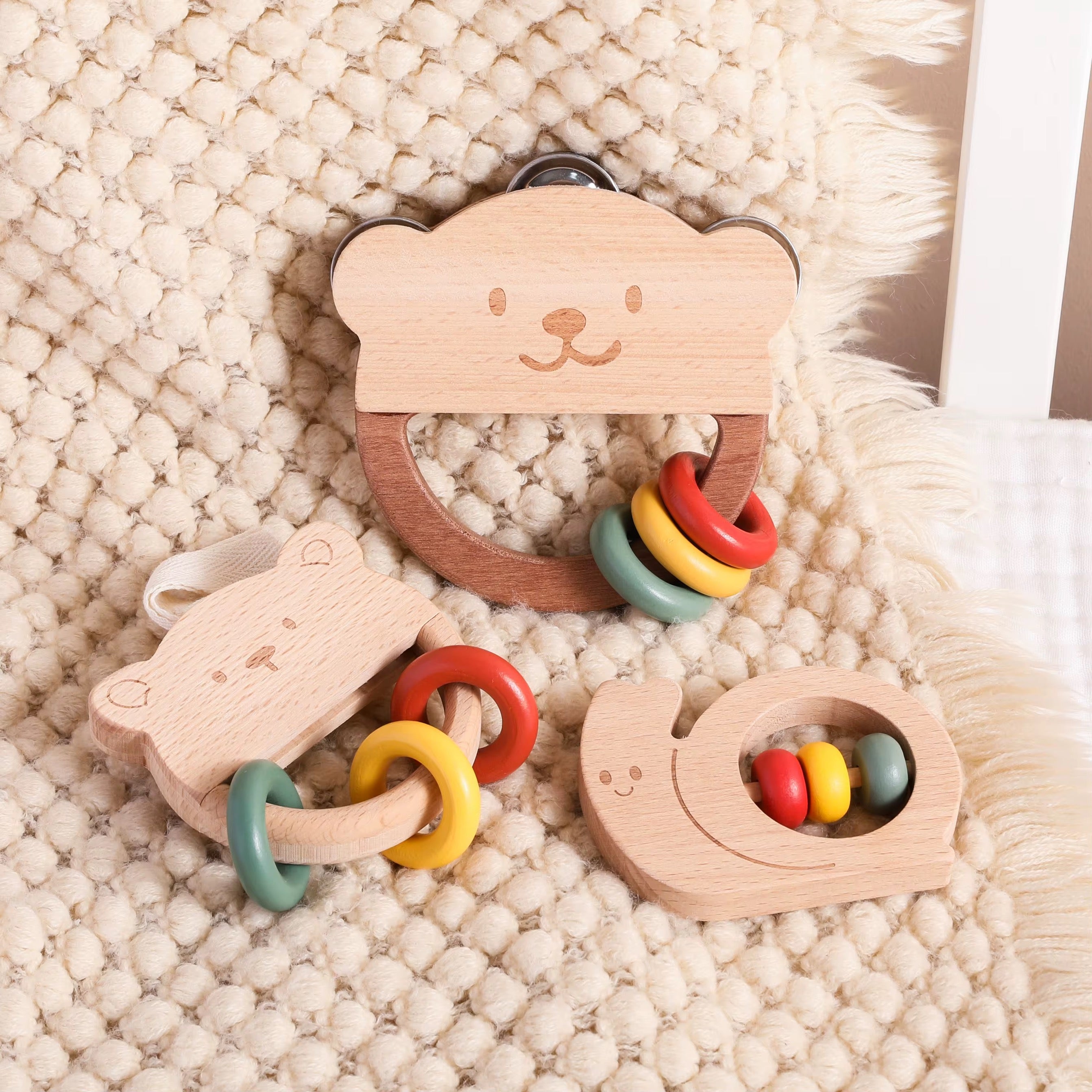 Baby Musikrassel aus Holz