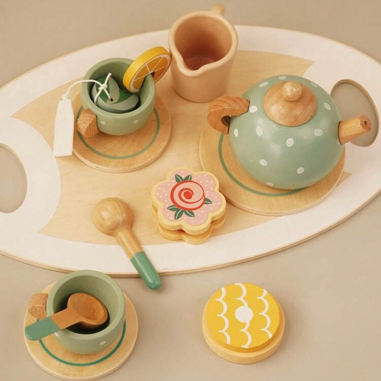 Montessori Teeservice aus Holz