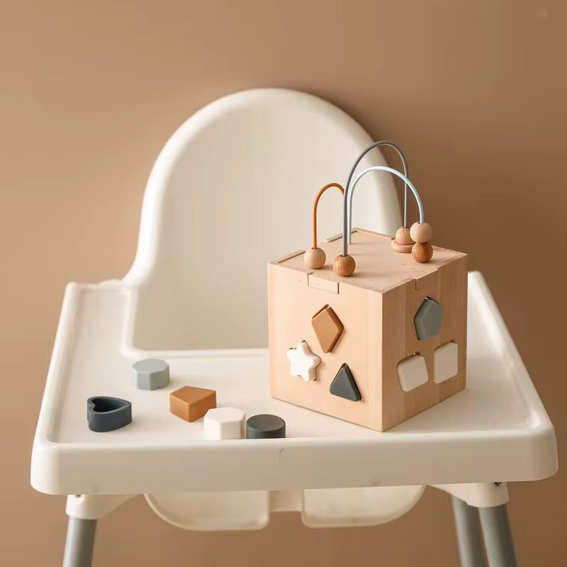 Montessori Holzsortierspiel für Kleinkinder
