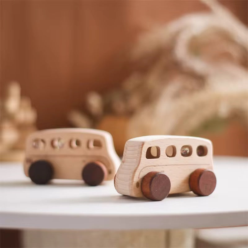 Montessori Holzautos für Kinder