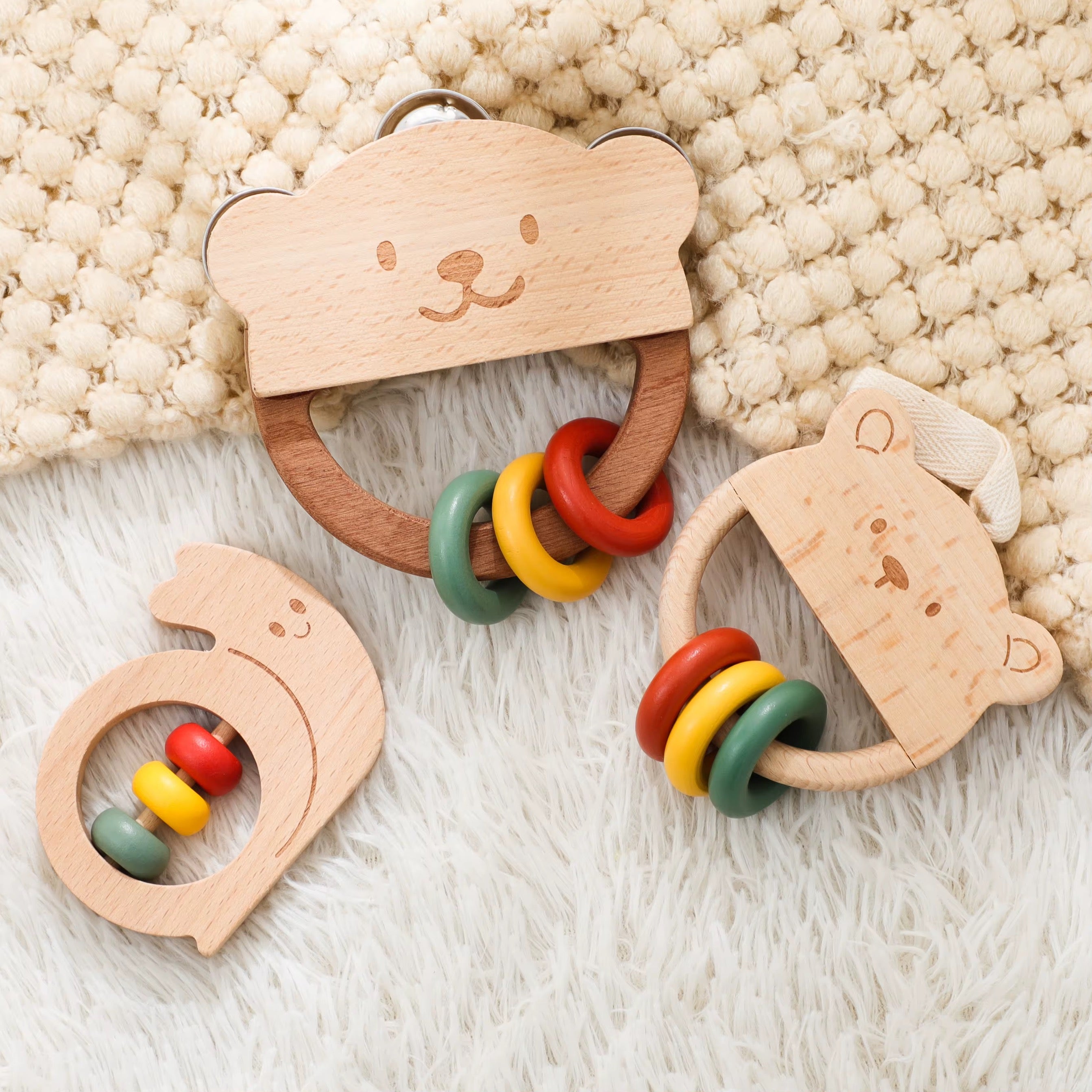 Baby Musikrassel aus Holz
